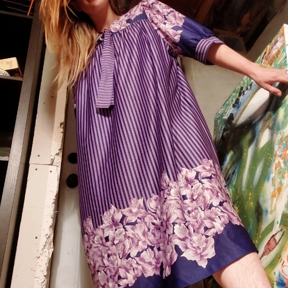 Vintage Dresses & Skirts - Kitschy 1960's striped floral housedress ~ mumuu ~ loungewear w/ b…